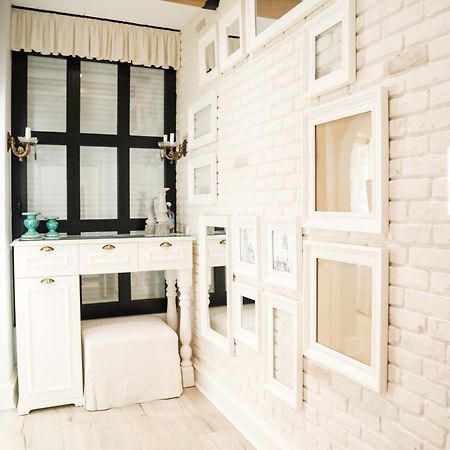 Limani Luxury Apartments Beachfront Sarande Bagian luar foto